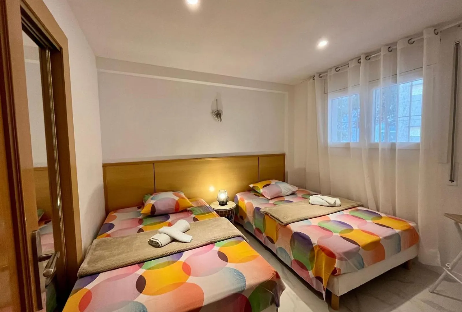 Apartment Chez Chantal 3 Chambres Au Centre Touristique De Salou Avec Garage Spain